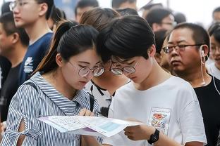 绝杀前没叫暂停！穆雷：我们一下子就确定了战术 所有人都就位了